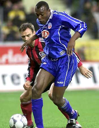 爵士对阵掘金精华重现：约基奇前三节砍下27+14+6完胜爵士